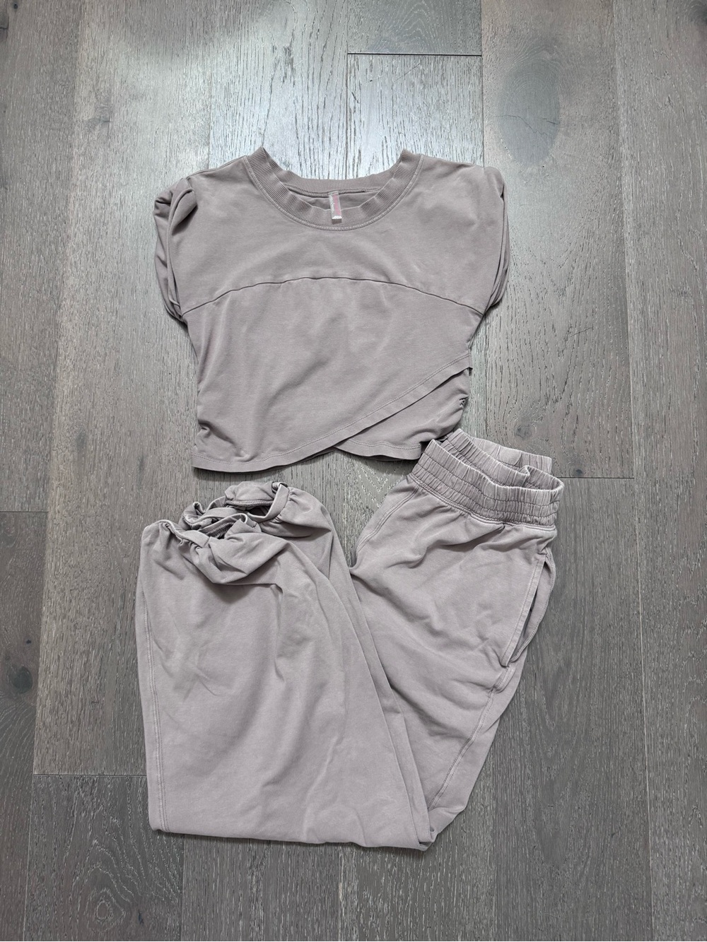 FP Movement by Free People Hot Shot Crossover Set - Pumice sz sm
